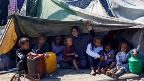 Devastating Crisis in northern Gaza while Israeli Tanks Continue Operations